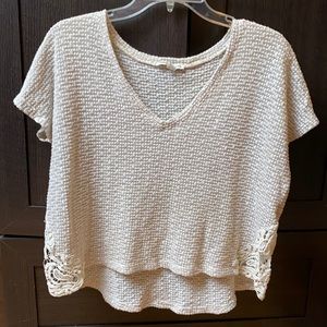 American eagle knit top with lace detailing